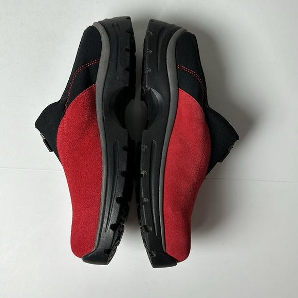 Teva slip on mule red black size 9 - Picture 3 of 7